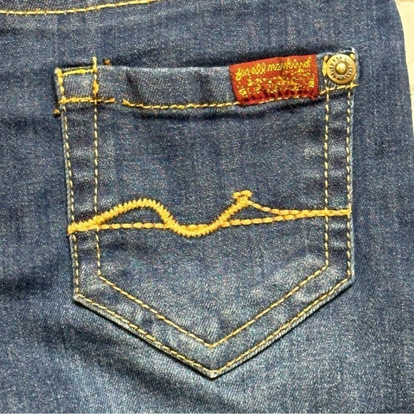 7 for All Mankind Toddler Size 3T Bermuda Cuffed Girls Jean Shorts - Picture 7 of 10